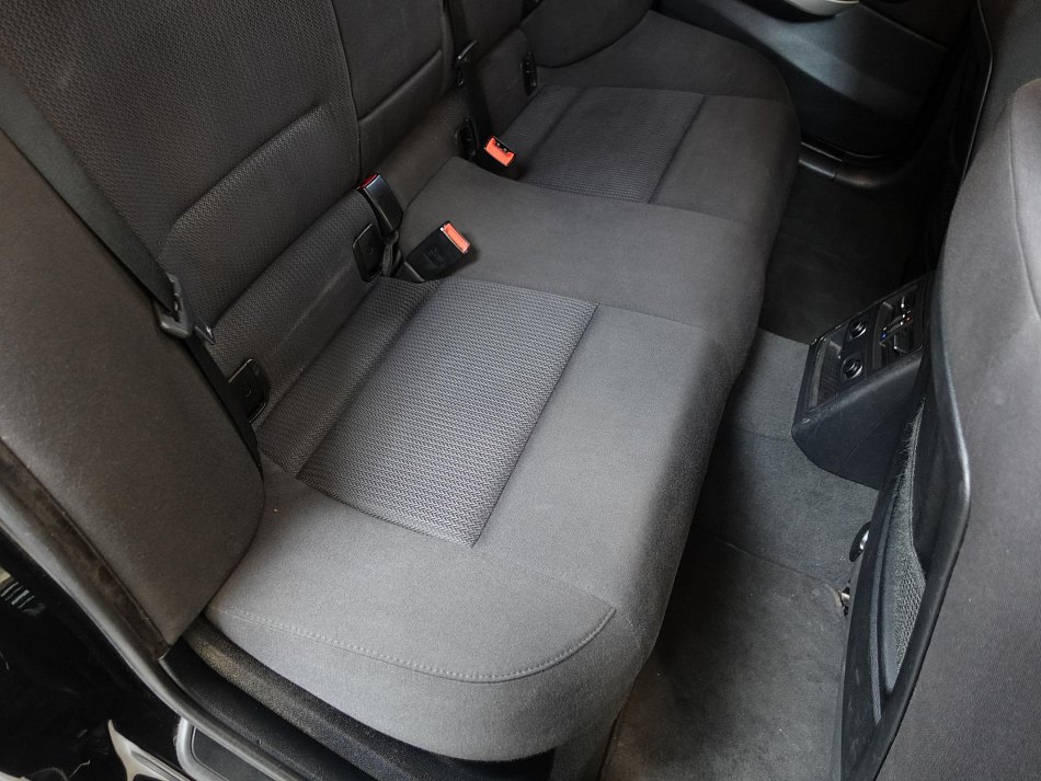 BMW Řada 3 3.0i  330Xi