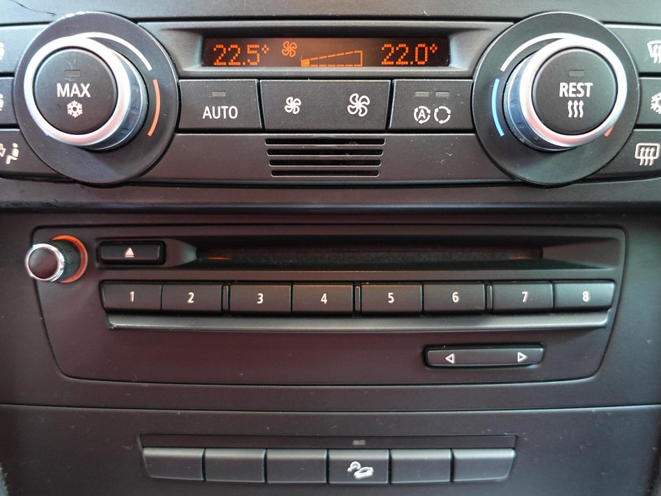 BMW Řada 3 3.0i  330Xi