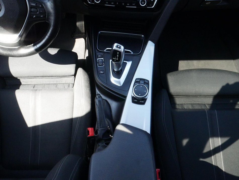 BMW Řada 3 2.0 D 