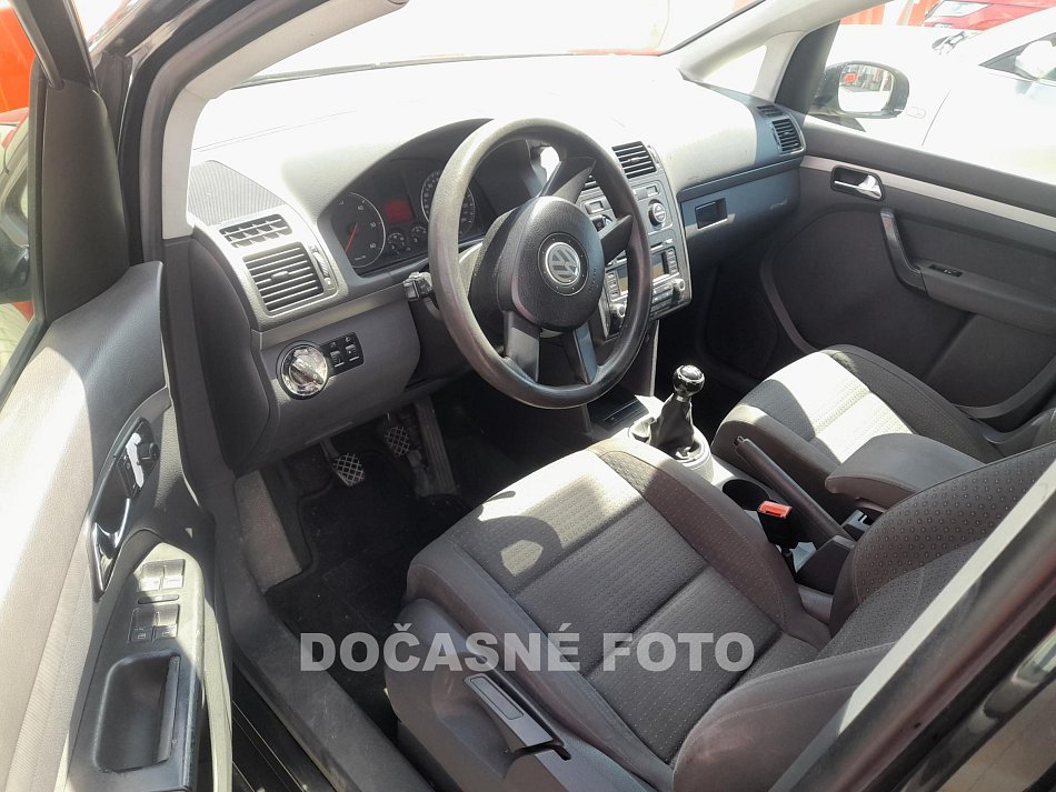 Volkswagen Touran 2.0TDi 