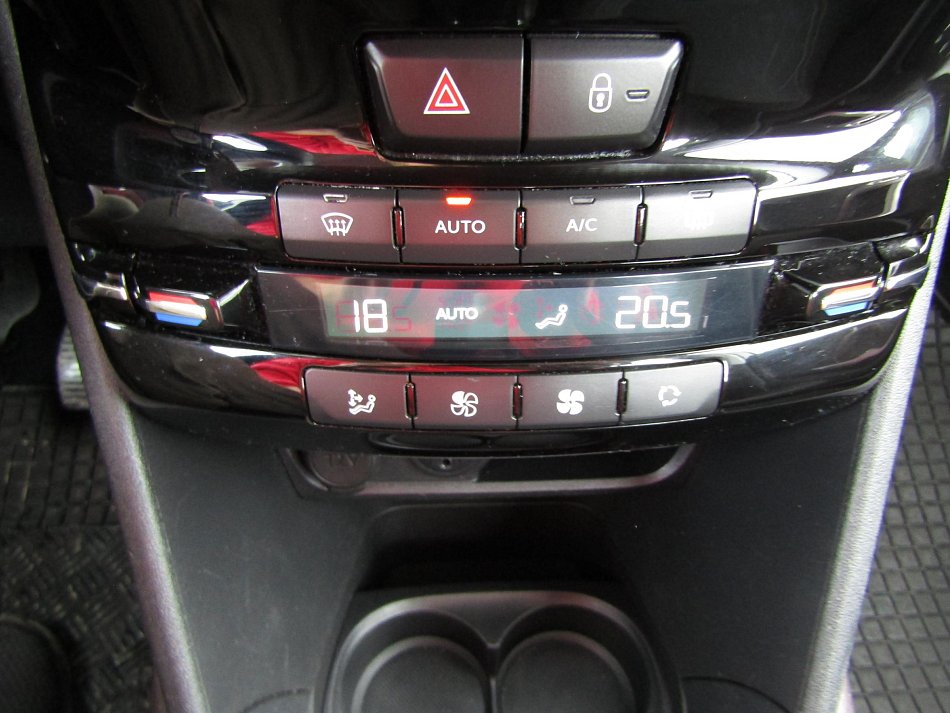 Peugeot 2008 1.2PT Active