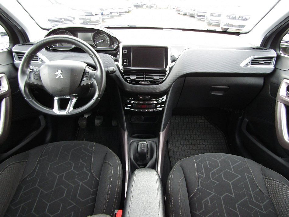 Peugeot 2008 1.2PT Active