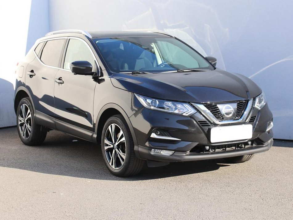 Nissan Qashqai 1.3 DiG-T Connect