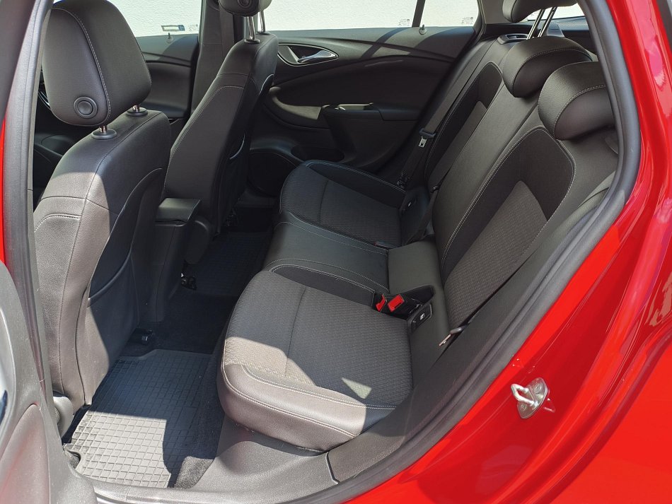 Opel Astra 1.4 T 