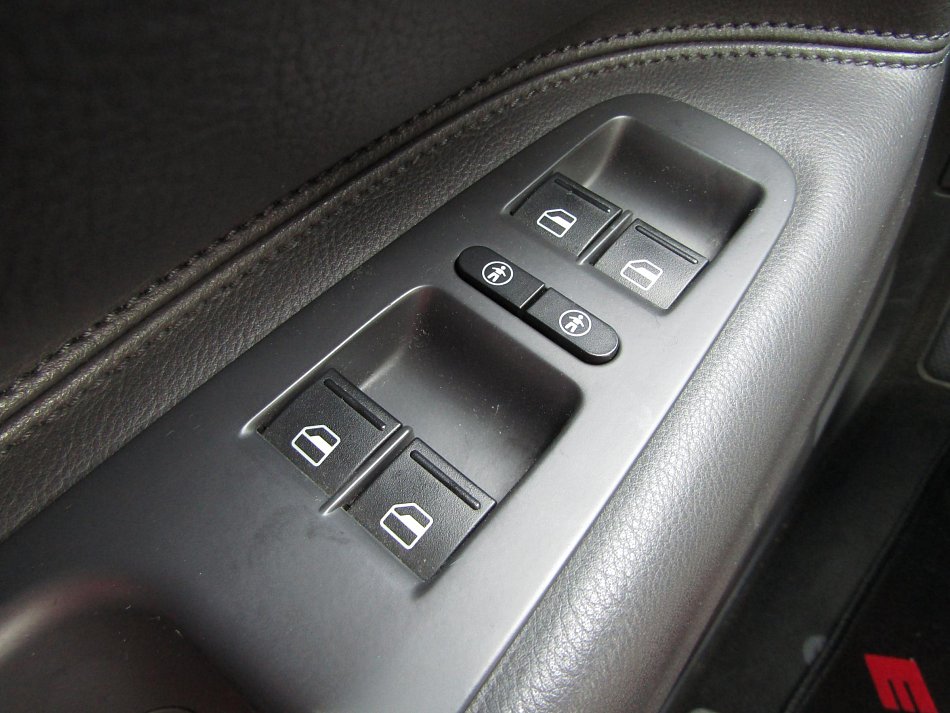 Volkswagen Touareg 3.0 TDi  4x4