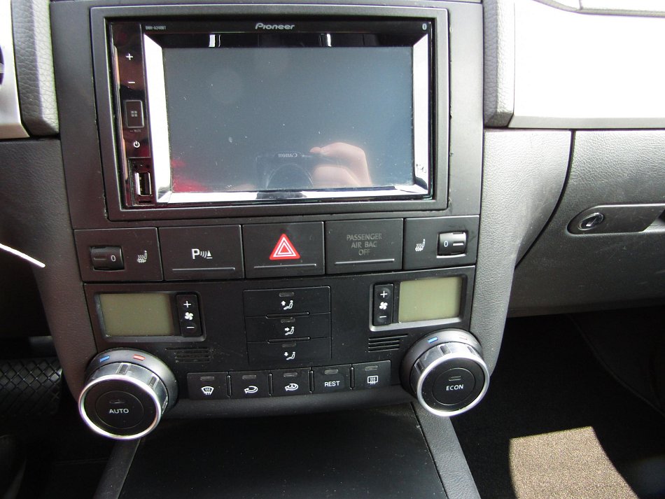 Volkswagen Touareg 3.0 TDi  4x4