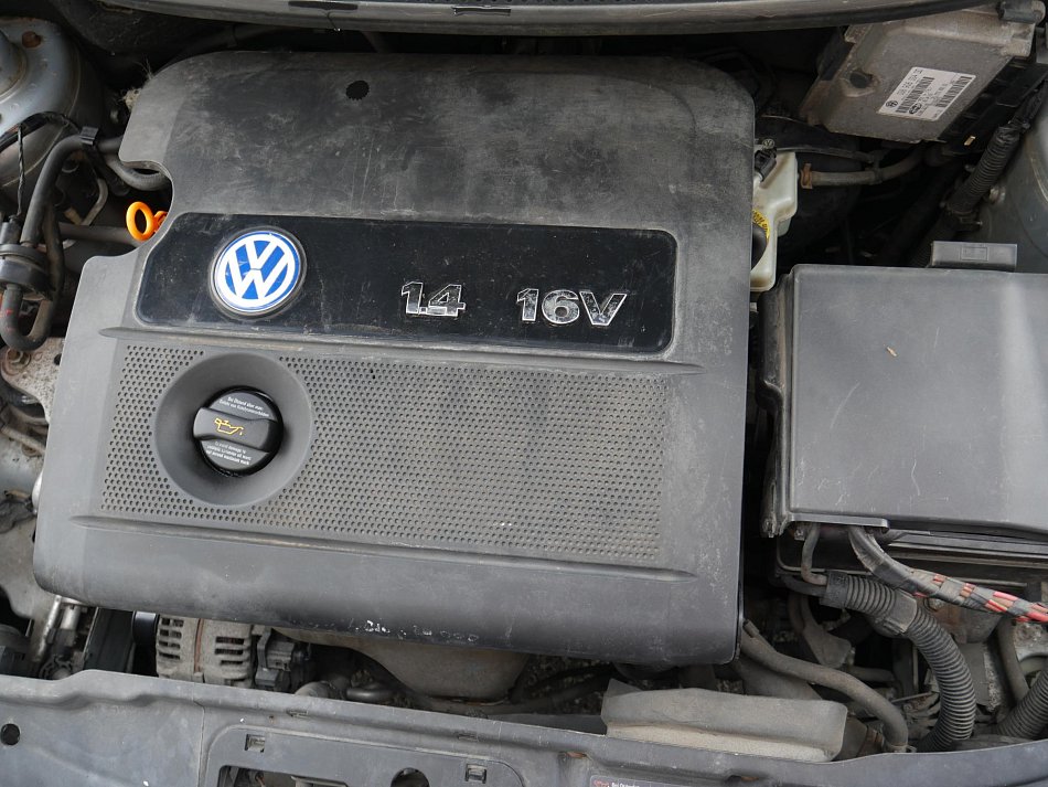 Volkswagen Polo 1.4 MPi 