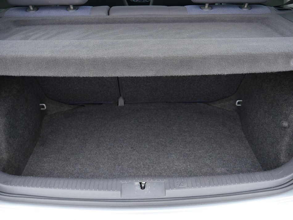 Volkswagen Polo 1.4 MPi 