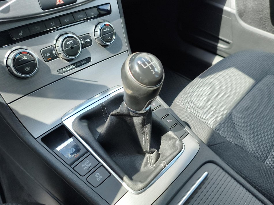 Volkswagen Passat 2.0 TDi 