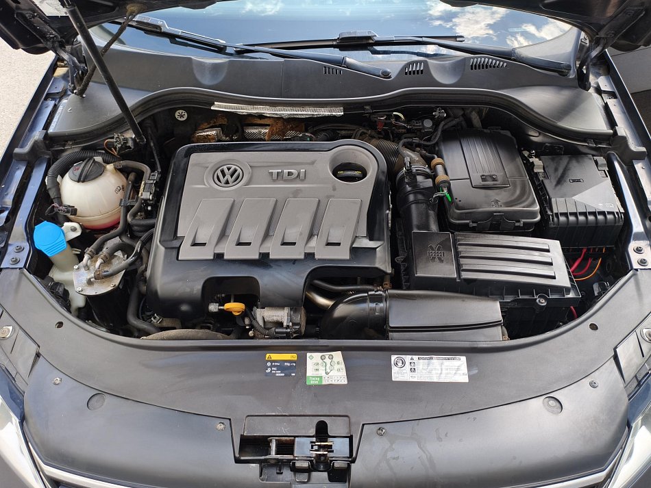 Volkswagen Passat 2.0 TDi 