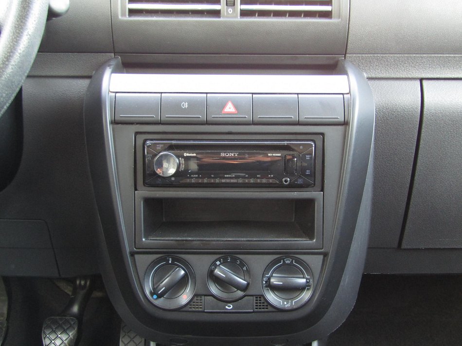 Volkswagen Fox 1.2i 