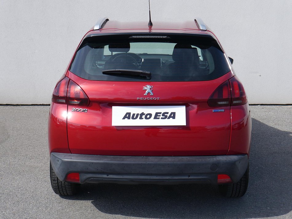 Peugeot 2008 1.2 PT 