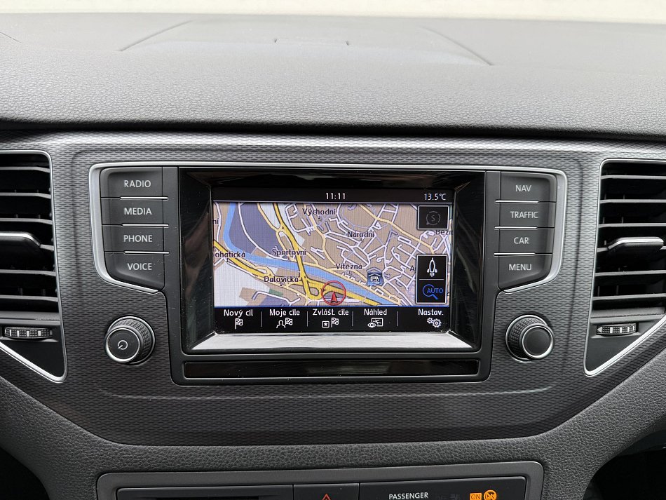 Volkswagen Sportsvan 2.0 TDi Lounge