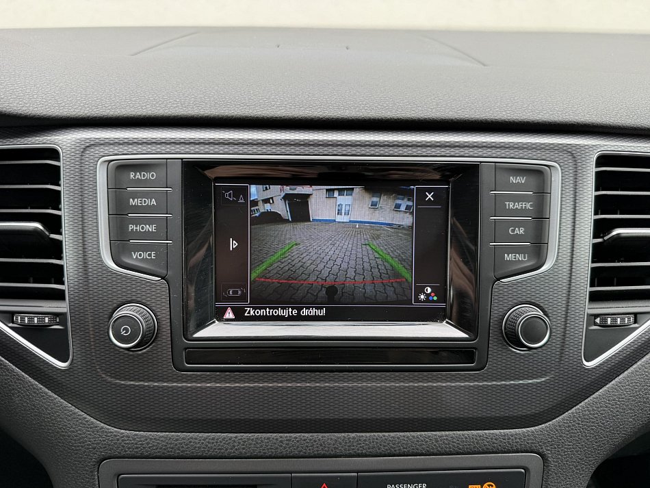 Volkswagen Sportsvan 2.0 TDi Lounge