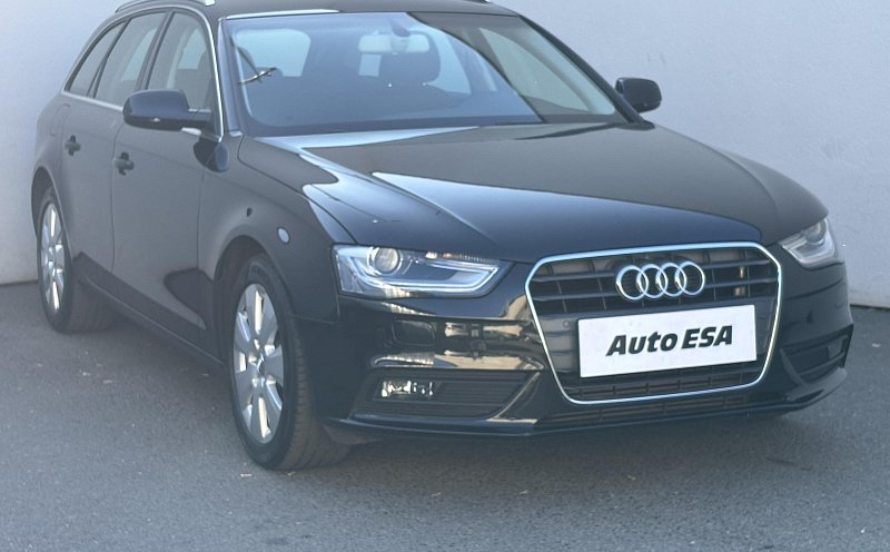 Audi A4 2.0 TDi Attraction