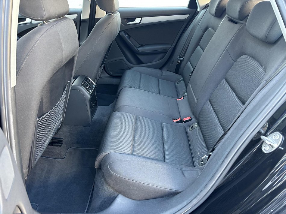 Audi A4 2.0 TDi Attraction
