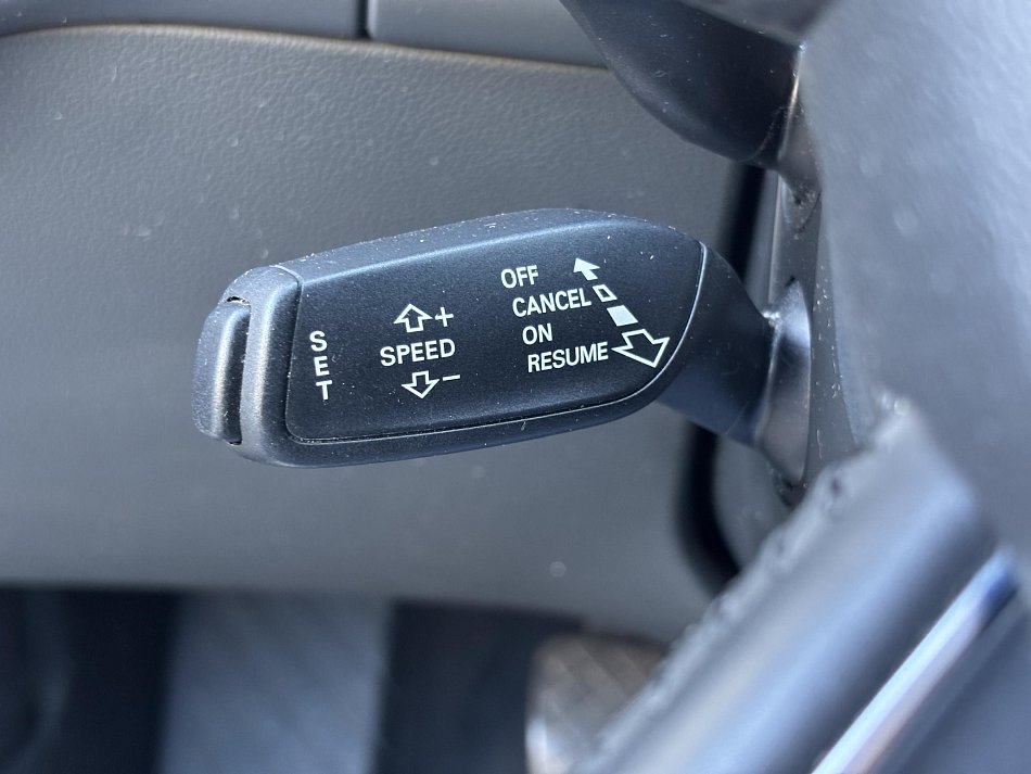 Audi A4 2.0 TDi Attraction