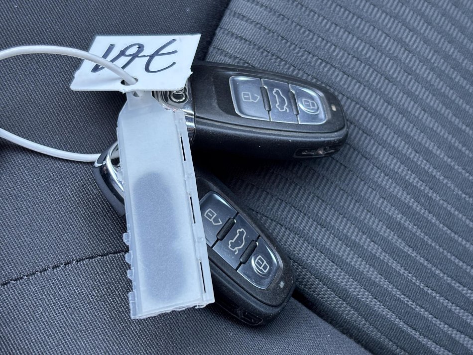 Audi A4 2.0 TDi Attraction