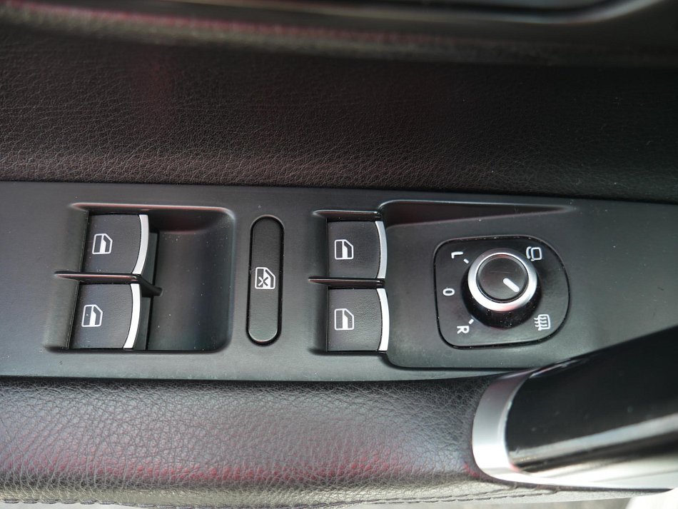 Volkswagen Passat CC 2.0 TSi 