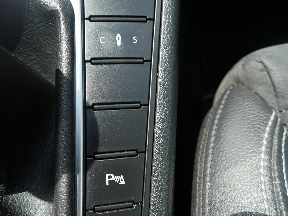 Volkswagen Passat CC 2.0 TSi 