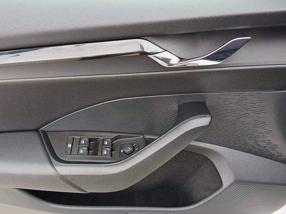 Škoda Octavia IV 1.5 TSi 