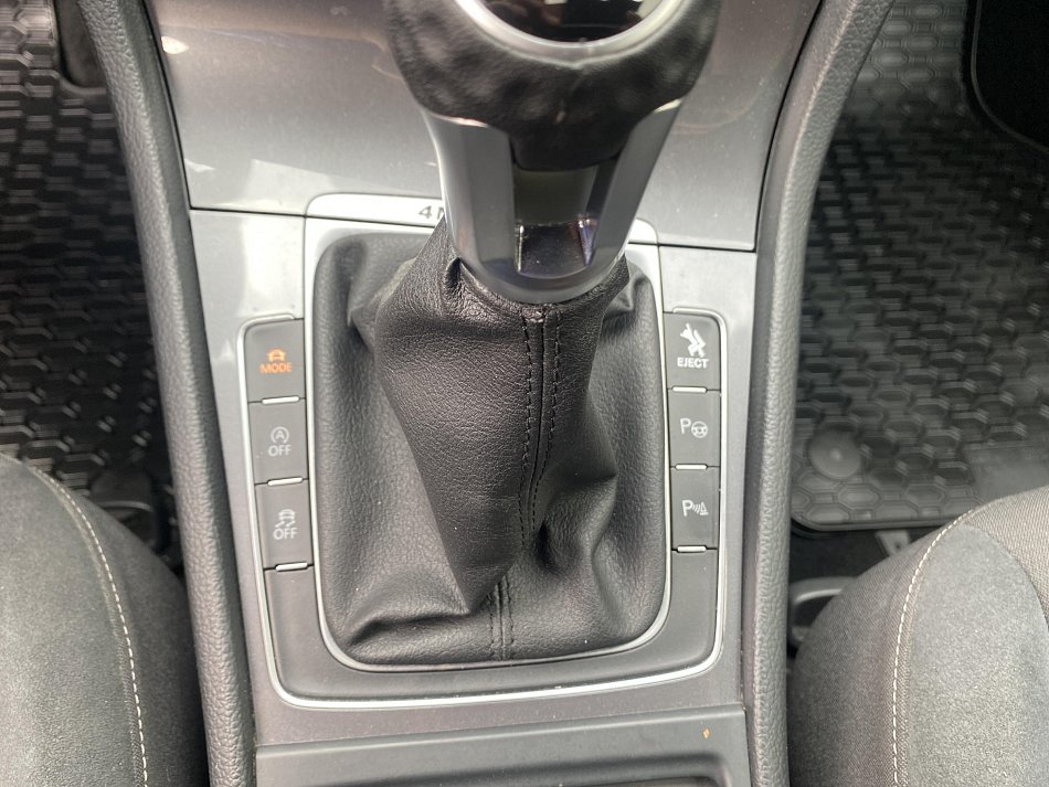 Volkswagen Golf 2.0 TDi Alltrack 4x4