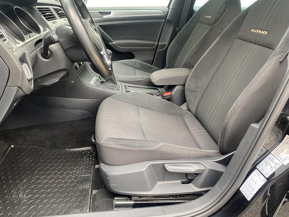 Volkswagen Golf 2.0 TDi Alltrack 4x4