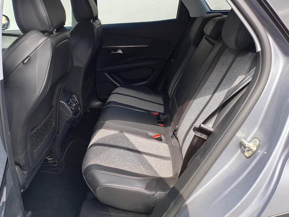 Peugeot 3008 1.5 HDi Allure