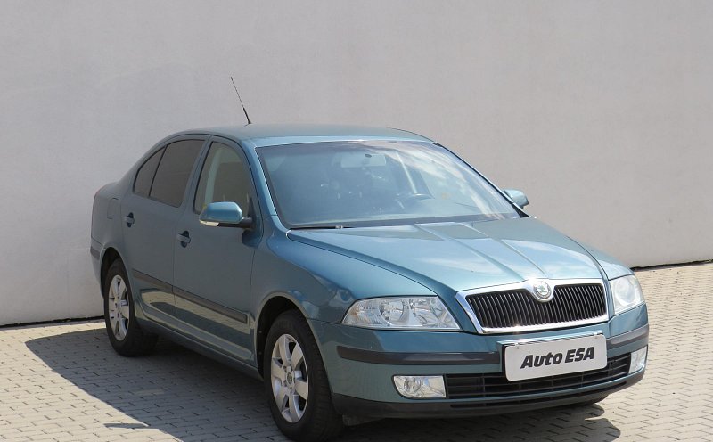 Škoda Octavia II 1.6i Elegance