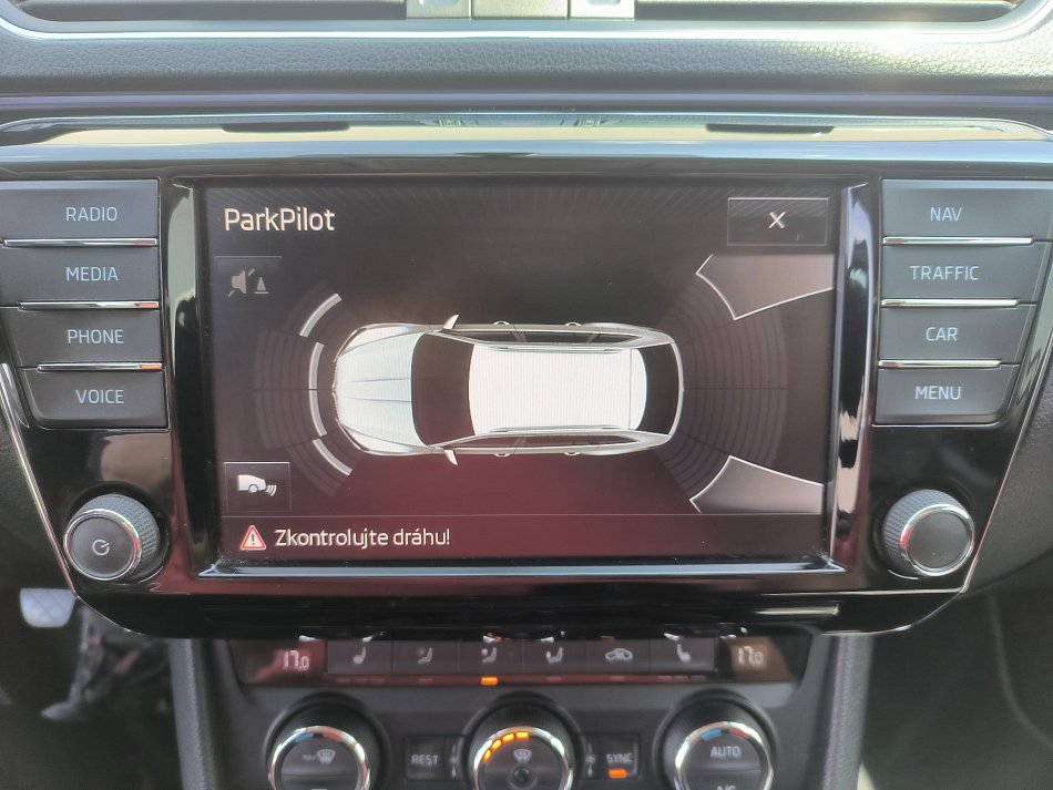Škoda Superb III 2.0 TDi L&K