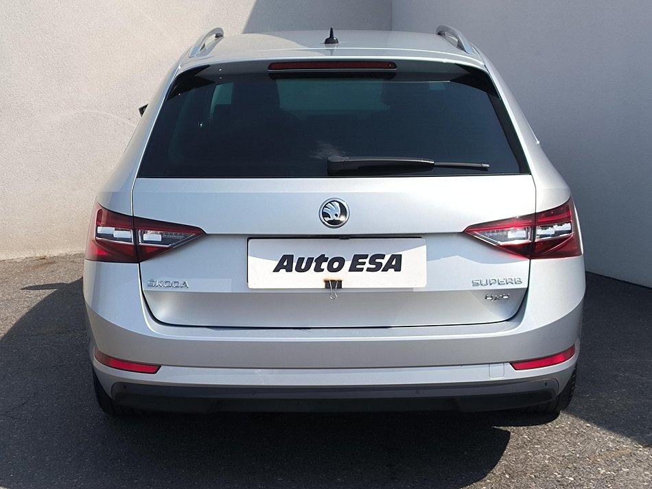 Škoda Superb III 2.0 TDi L&K
