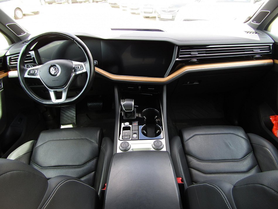 Volkswagen Touareg 3.0TDi  4x4