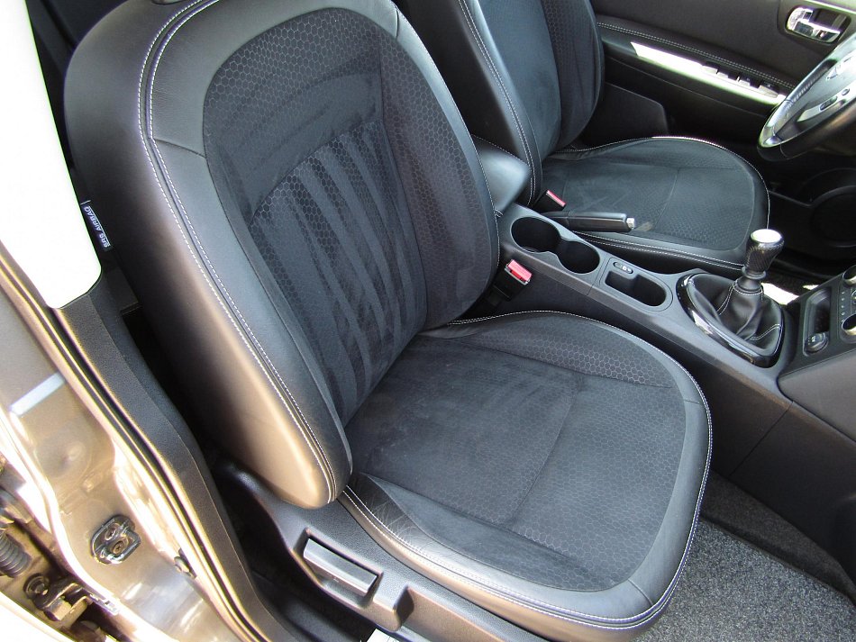 Nissan Qashqai 1.6 dCi N-Connecta