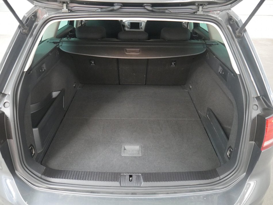 Volkswagen Passat 1.6 TDi Trendline