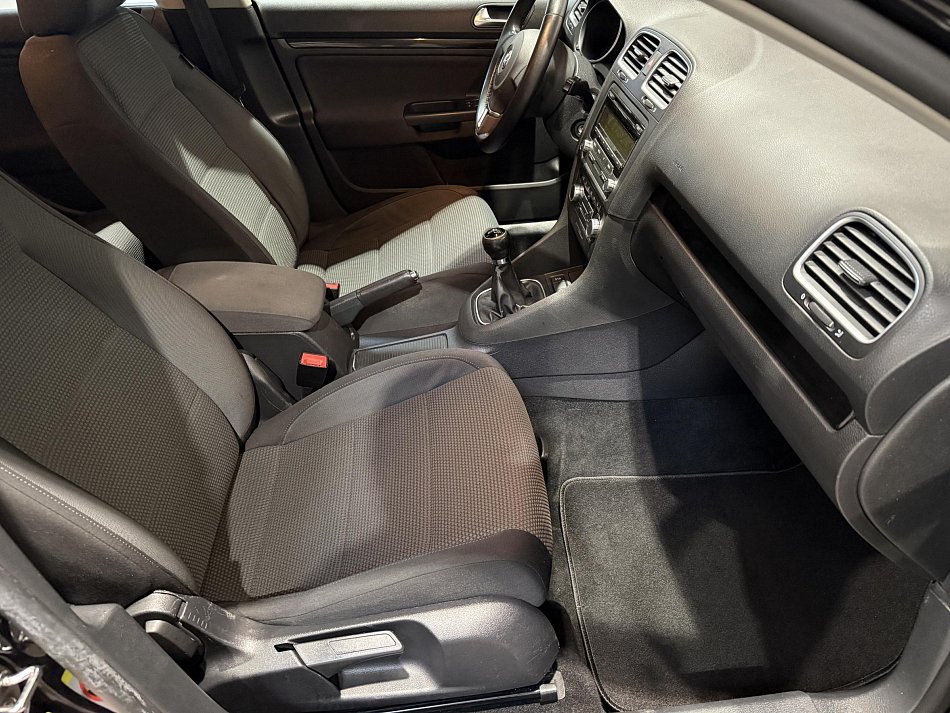 Volkswagen Golf 1.6TDi 