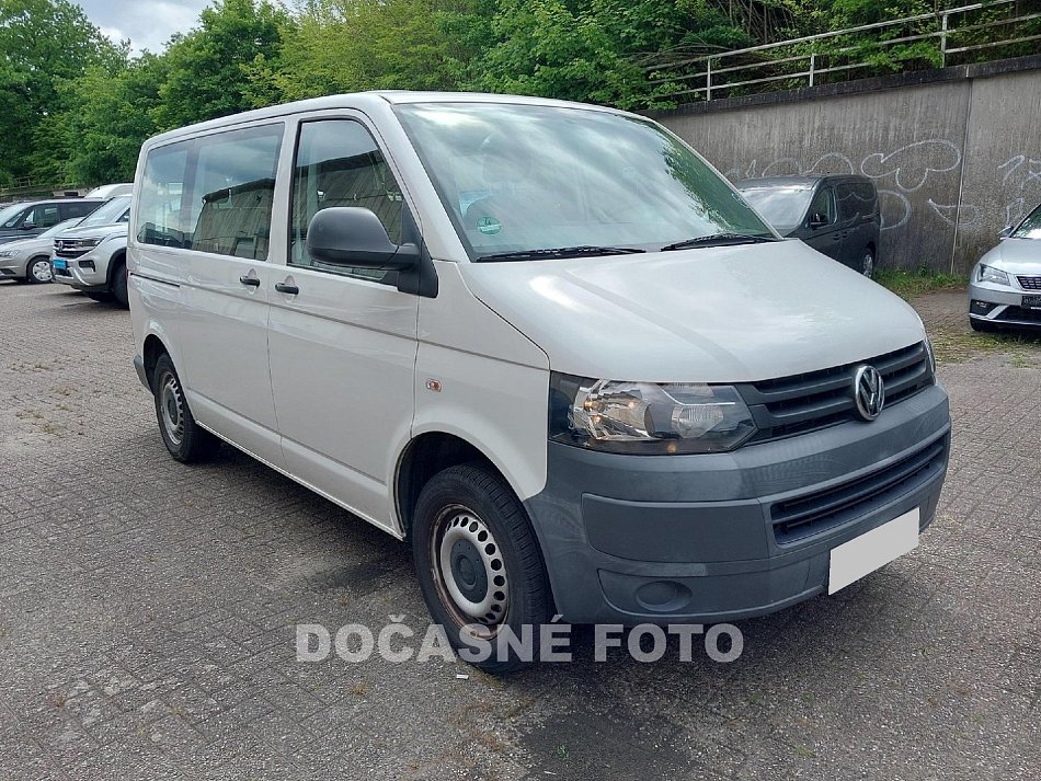 Volkswagen Transporter 2.0TDi  9míst