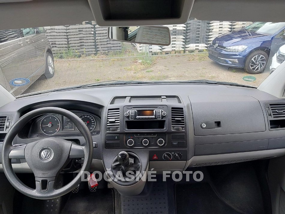Volkswagen Transporter 2.0TDi  9míst