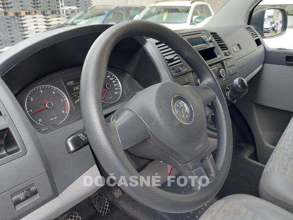 Volkswagen Transporter 2.0TDi  9míst