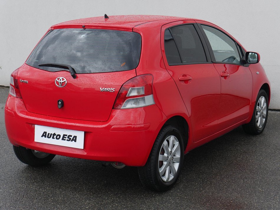 Toyota Yaris 1.0 VVT-i 