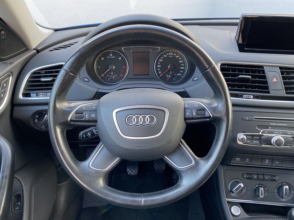 Audi Q3 2.0 TDi 