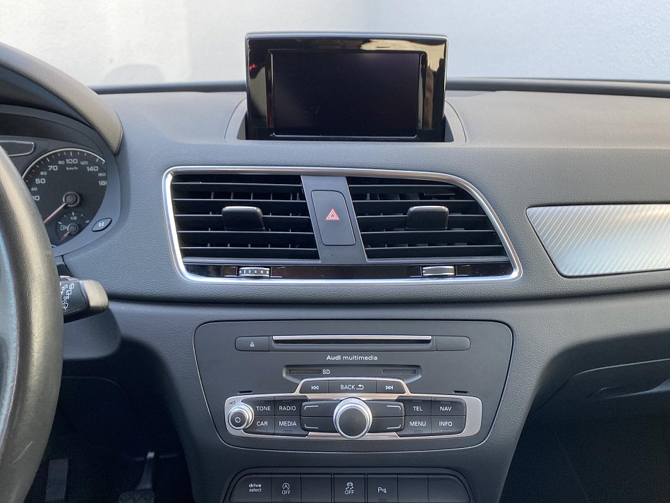 Audi Q3 2.0 TDi 