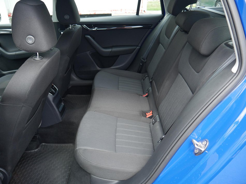 Škoda Octavia III 2.0TDi Style