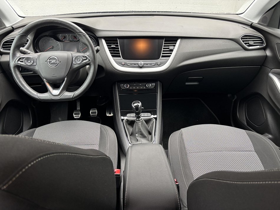 Opel Grandland X 1.2 T Edition
