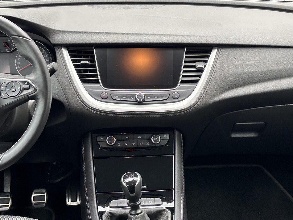 Opel Grandland X 1.2 T Edition