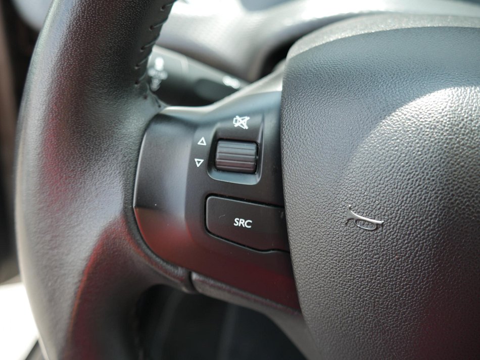Peugeot 2008 1.2 PT Active