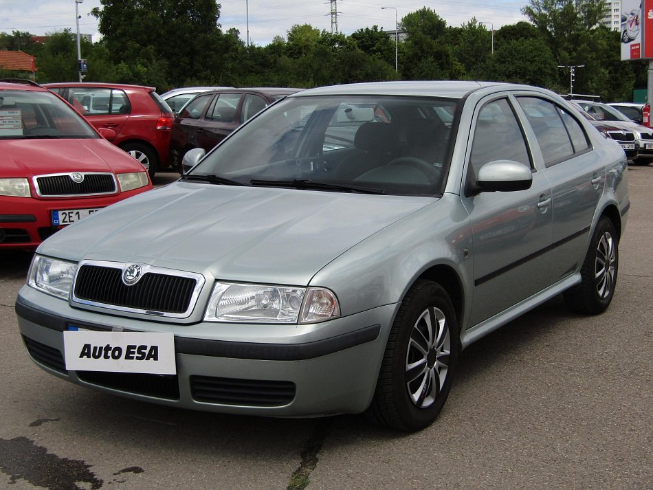 Škoda Octavia 1.6i Tour