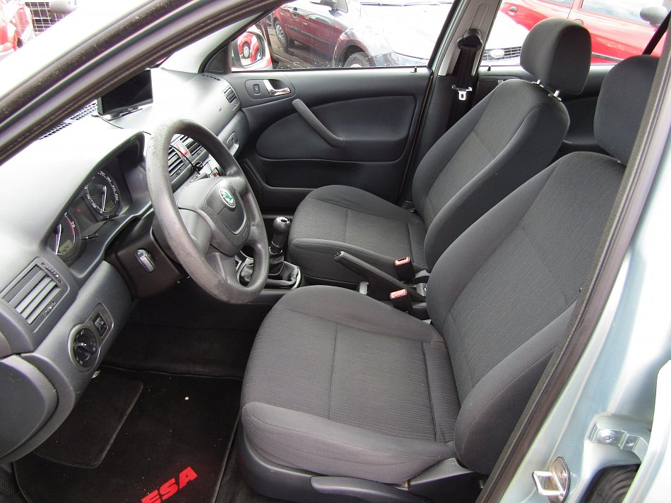 Škoda Octavia 1.6i Tour