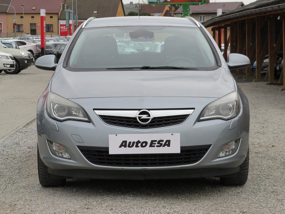 Opel Astra 1.4T 