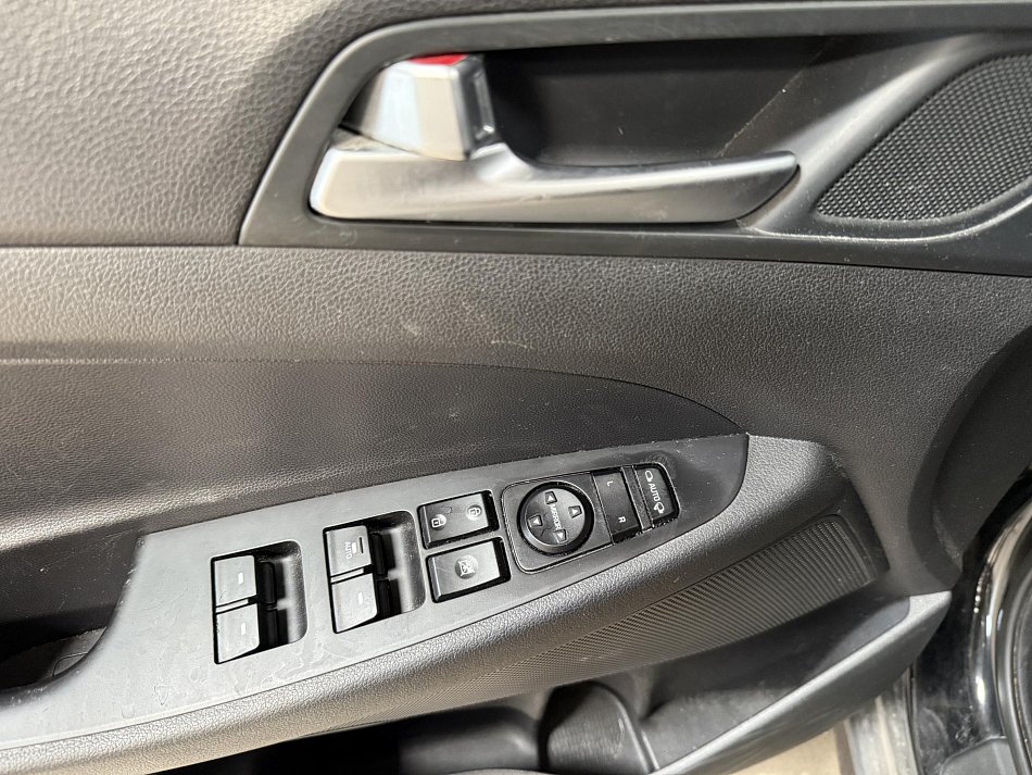 Hyundai Tucson 1.7 CRDi 