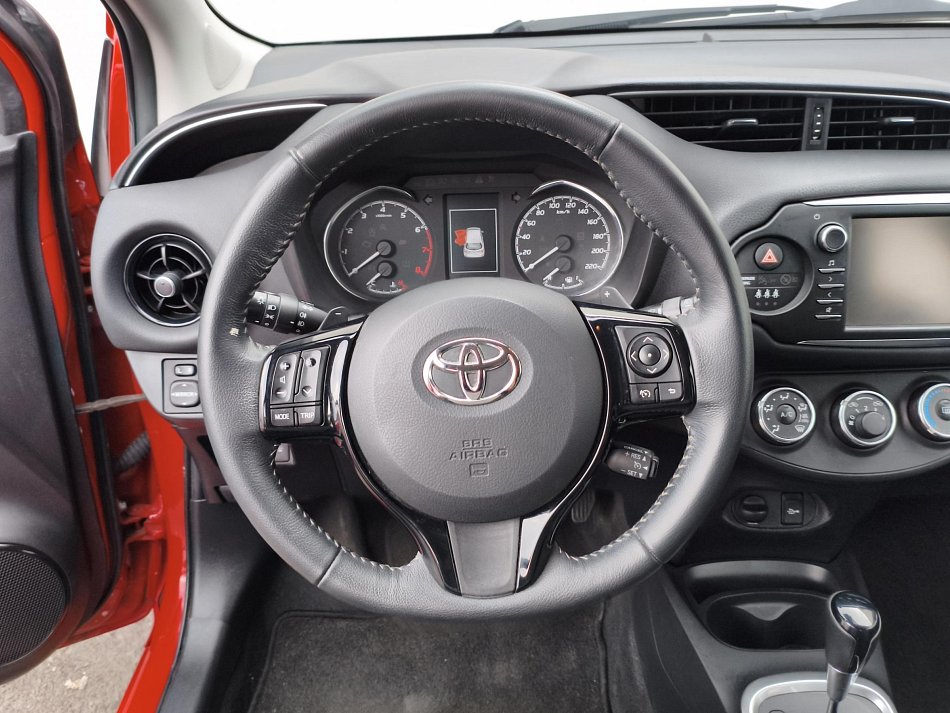 Toyota Yaris 1.5 i 